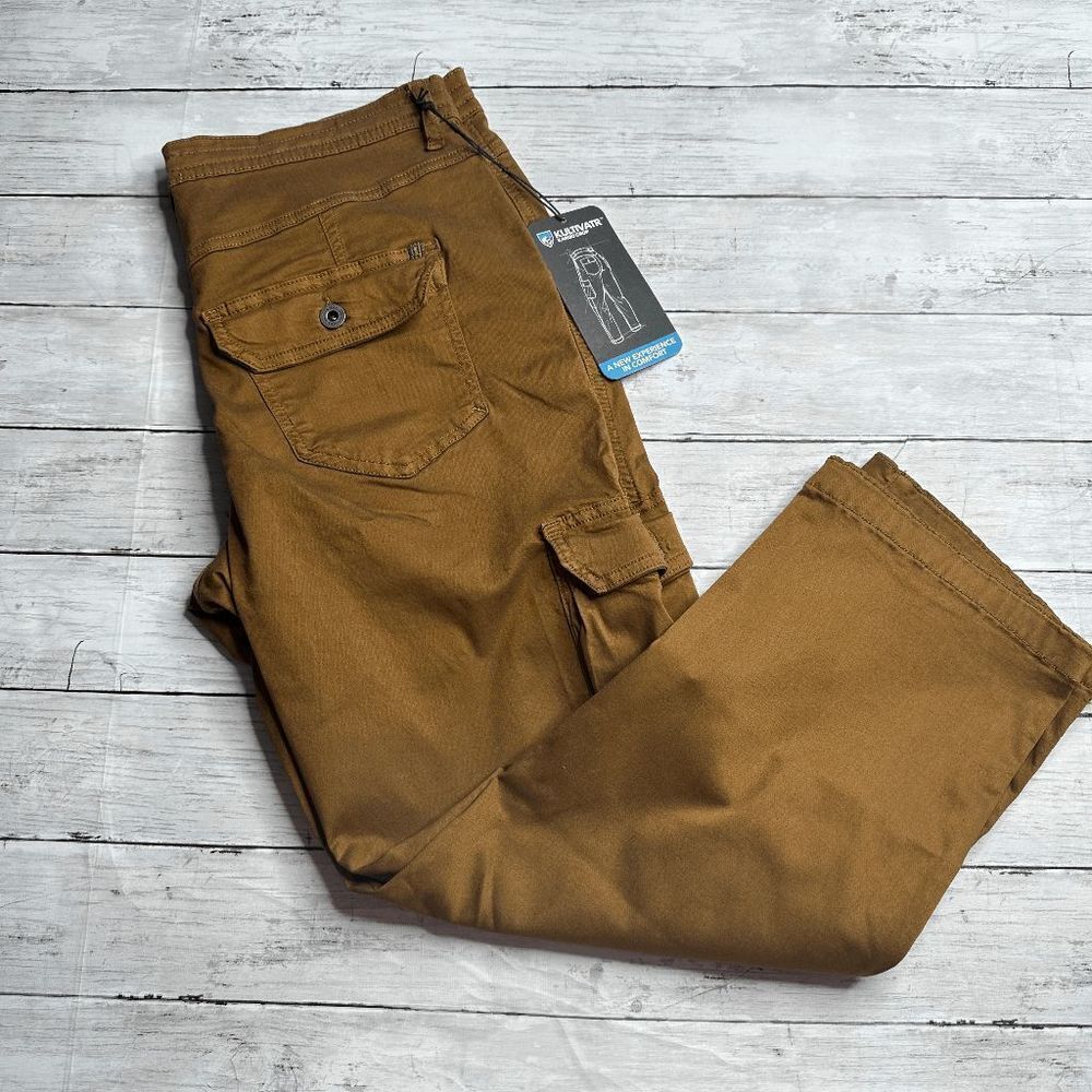 NWT Kuhl Kultivatr Cargo crop pants 12 Reg Tuscan Sun